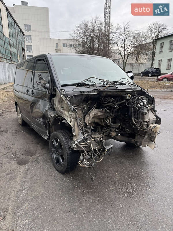 Мінівен Volkswagen Multivan 2011 в Києві