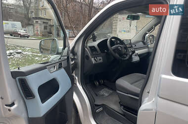 Минивэн Volkswagen Multivan 2009 в 