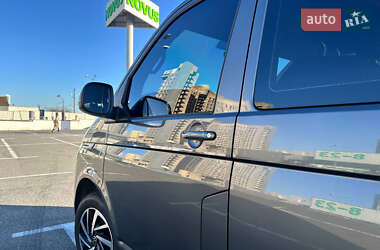 Минивэн Volkswagen Multivan 2020 в 