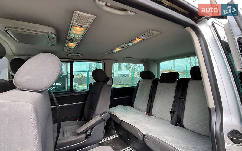 Минивэн Volkswagen Multivan 2006 в Стрые