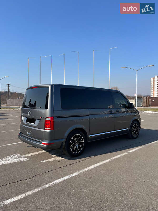 Минивэн Volkswagen Multivan 2019 в Киеве