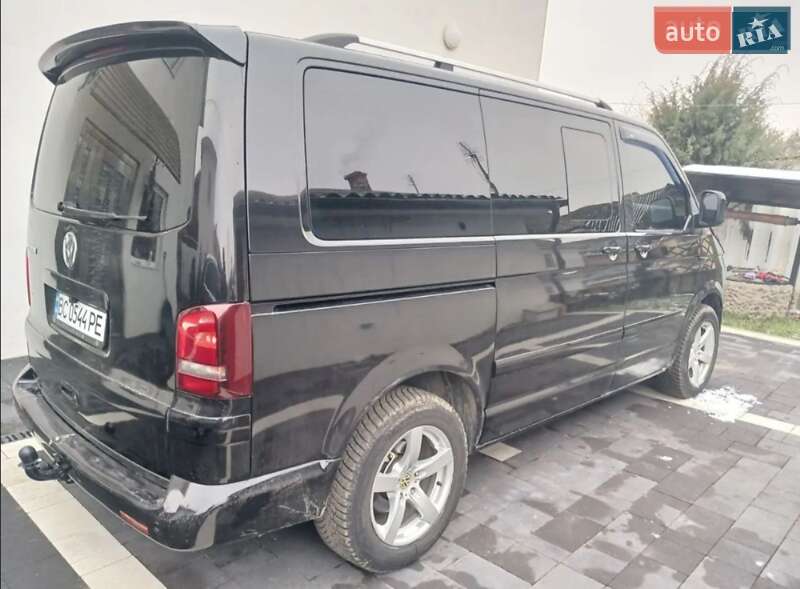 Минивэн Volkswagen Multivan 2006 в Львове