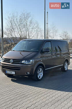 Мінівен Volkswagen Multivan 2011 в Києві