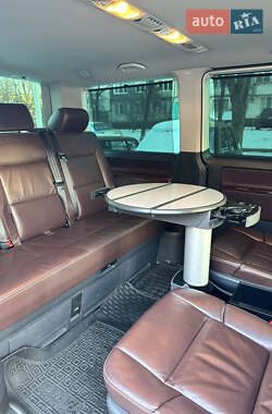 Минивэн Volkswagen Multivan 2011 в Киеве