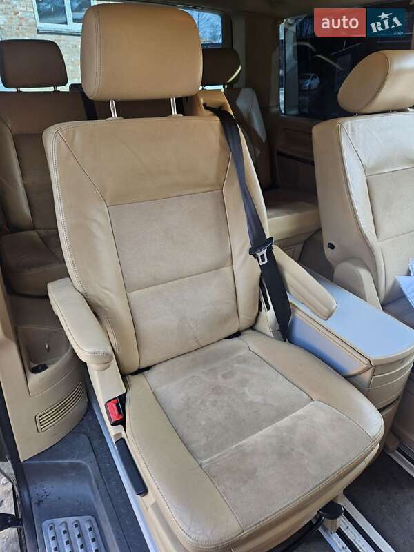 Минивэн Volkswagen Multivan 2009 в Полтаве фото 11 Минивэн Volkswagen Multivan 2009 в Полтаве