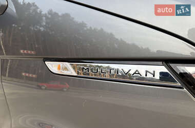 Минивэн Volkswagen Multivan 2021 в 