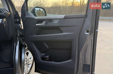 Минивэн Volkswagen Multivan 2021 в 