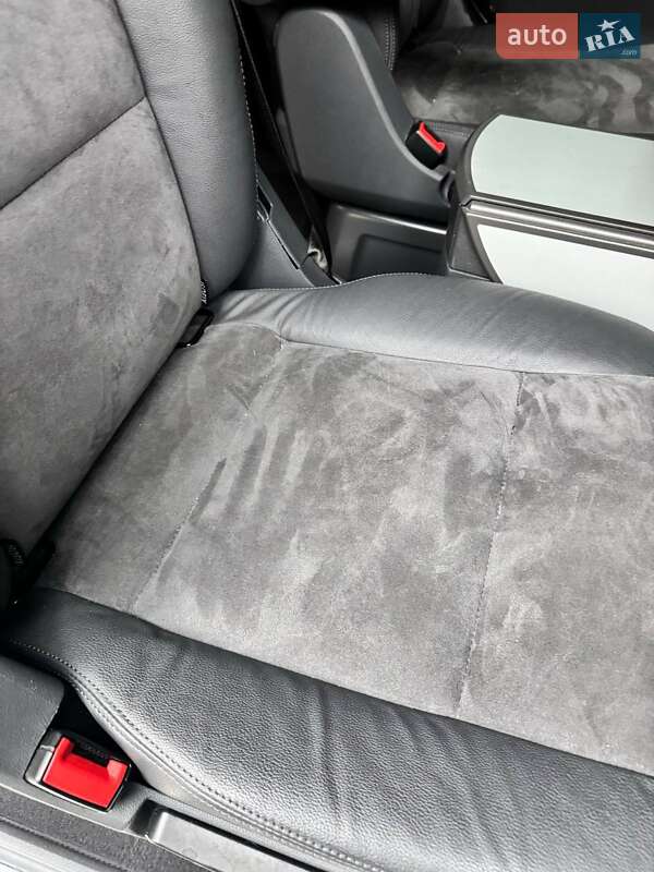 Минивэн Volkswagen Multivan 2014 в Киеве