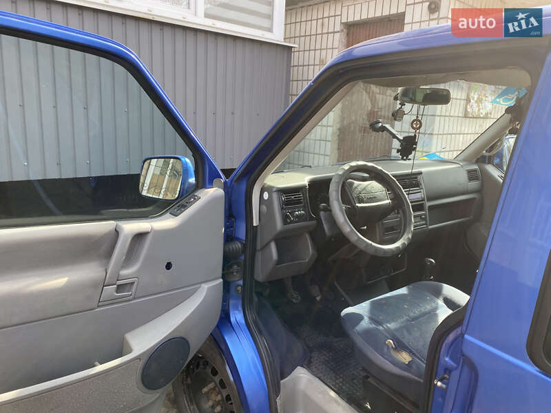 Минивэн Volkswagen Multivan 1999 в Кривом Роге
