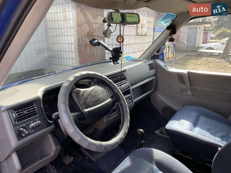 Минивэн Volkswagen Multivan 1999 в Кривом Роге