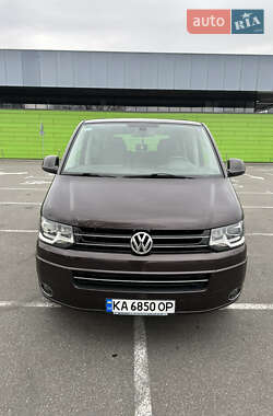 Минивэн Volkswagen Multivan 2012 в 