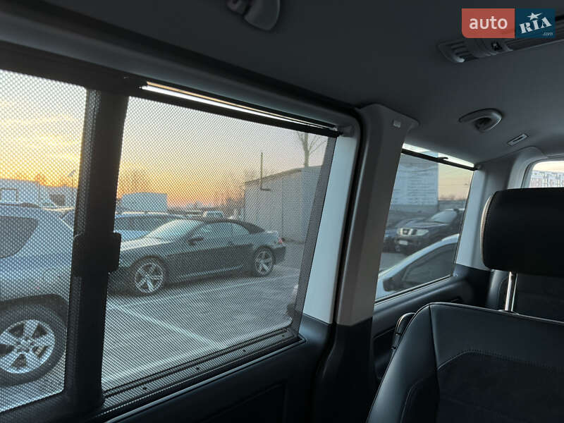 Минивэн Volkswagen Multivan 2019 в Киеве