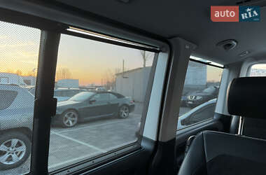 Минивэн Volkswagen Multivan 2019 в 