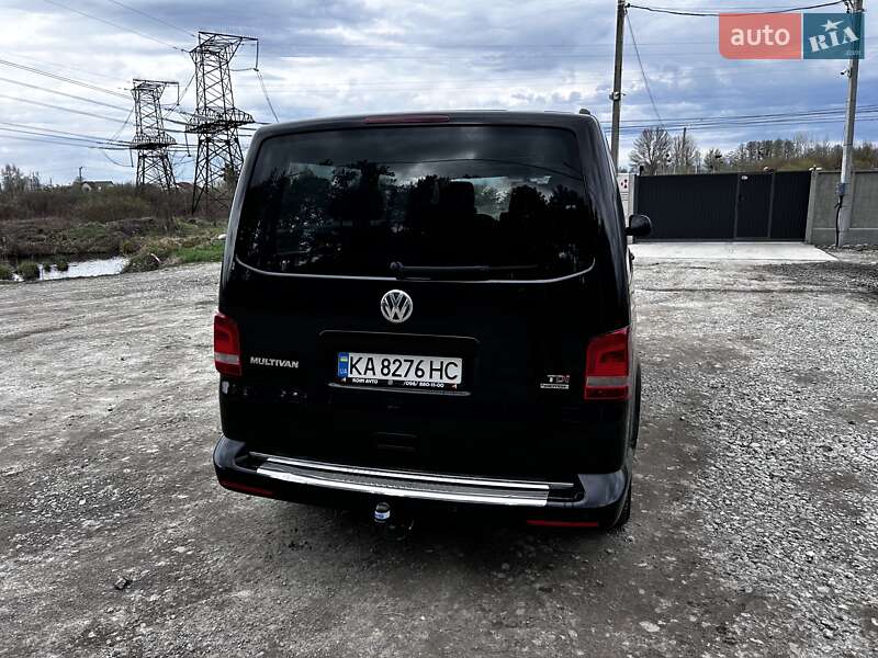 Минивэн Volkswagen Multivan 2014 в Киеве