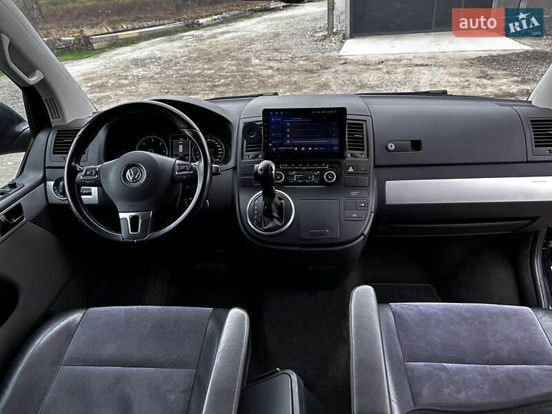 Минивэн Volkswagen Multivan 2014 в Киеве