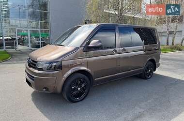 Минивэн Volkswagen Multivan 2014 в 