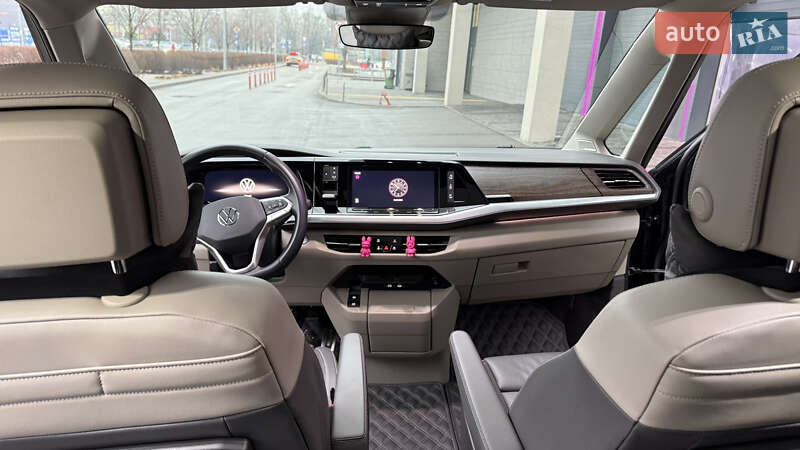 Минивэн Volkswagen Multivan 2021 в Киеве фото 35 Минивэн Volkswagen Multivan 2021 в Киеве
