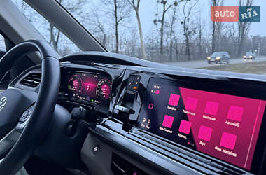 Минивэн Volkswagen Multivan 2021 в 