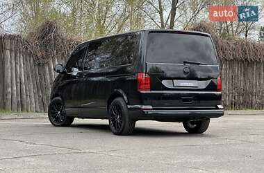 Минивэн Volkswagen Multivan 2016 в 