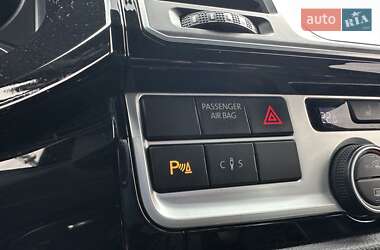 Минивэн Volkswagen Multivan 2016 в 