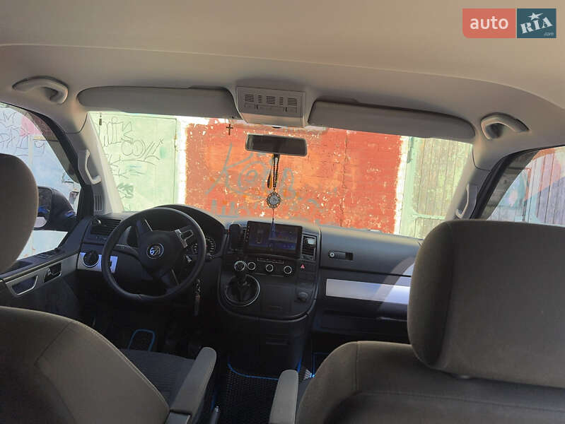 Мінівен Volkswagen Multivan 2013 в Києві