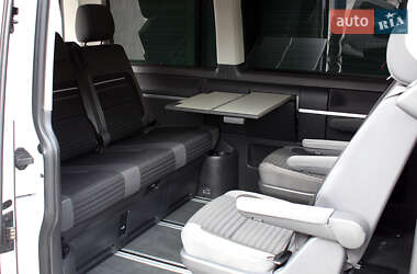 Мінівен Volkswagen Multivan 2014 в 