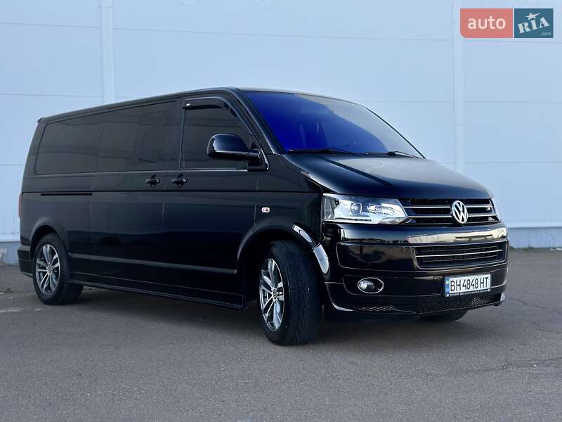Минивэн Volkswagen Multivan 2010 в Одессе