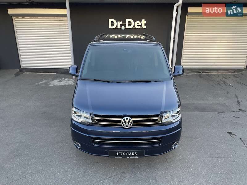 Минивэн Volkswagen Multivan 2015 в Киеве