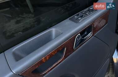 Минивэн Volkswagen Multivan 2015 в 