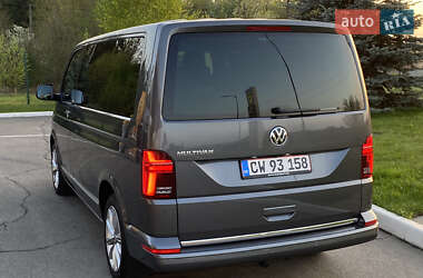 Минивэн Volkswagen Multivan 2020 в 