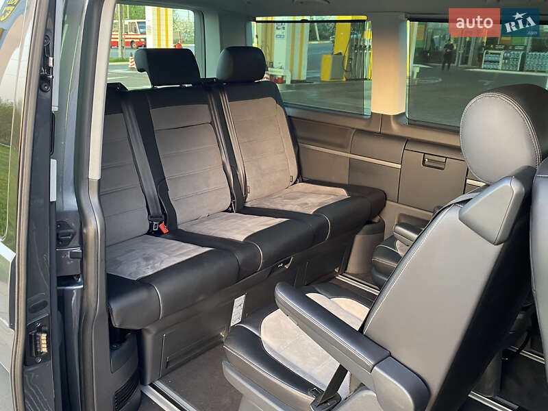 Мінівен Volkswagen Multivan 2020 в Ірпені