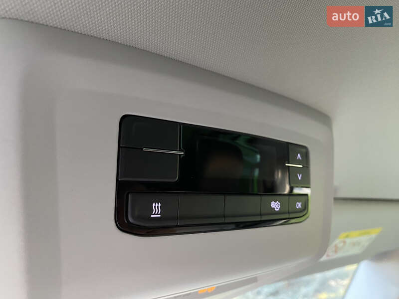 Мінівен Volkswagen Multivan 2020 в Ірпені