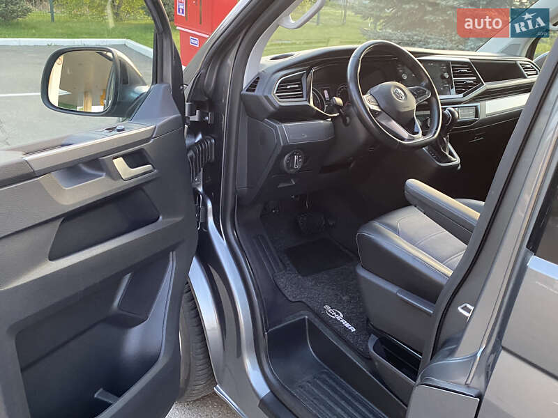 Мінівен Volkswagen Multivan 2020 в Ірпені