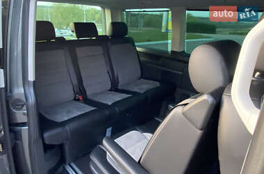 Минивэн Volkswagen Multivan 2020 в 