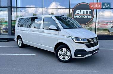 Минивэн Volkswagen Multivan 2020 в 