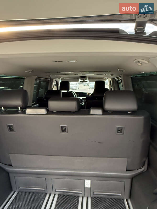 Минивэн Volkswagen Multivan 2021 в Одессе