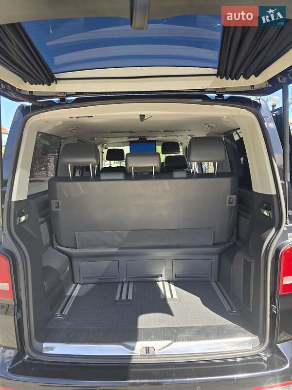 Минивэн Volkswagen Multivan 2012 в Луцке