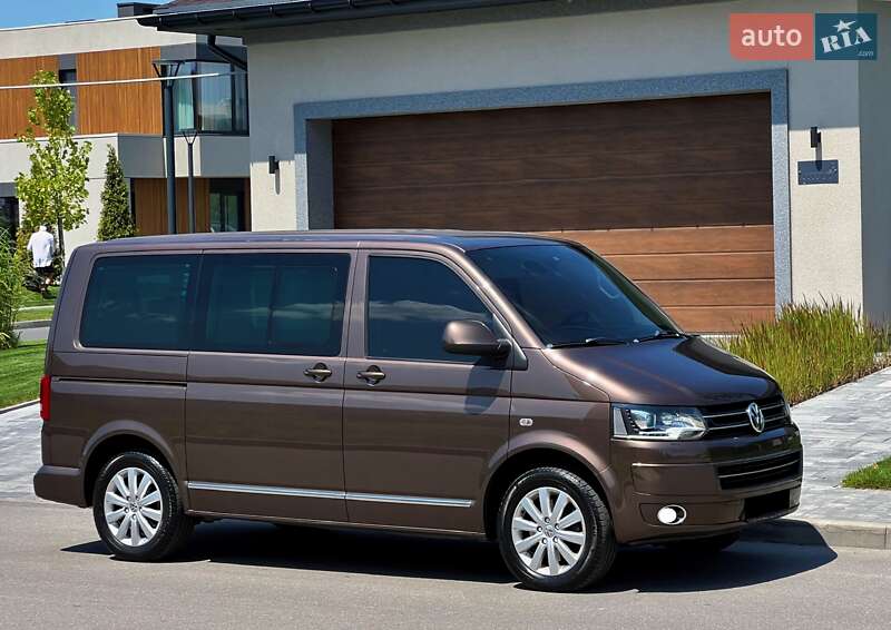 Минивэн Volkswagen Multivan 2014 в 