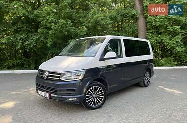 Мінівен Volkswagen Multivan 2017 в 