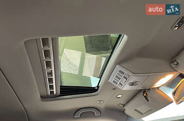Минивэн Volkswagen Multivan 2011 в 
