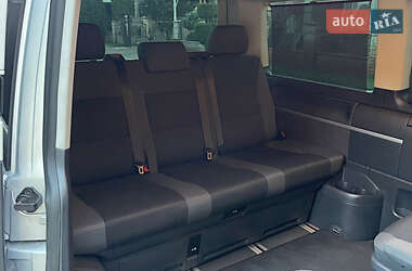 Минивэн Volkswagen Multivan 2011 в 