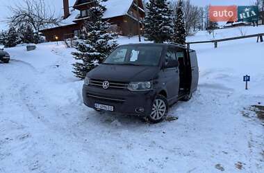 Мінівен Volkswagen Multivan 2011 в 