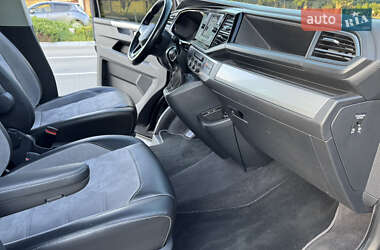 Минивэн Volkswagen Multivan 2020 в 