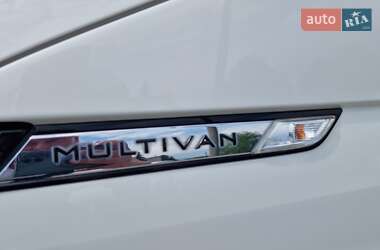 Минивэн Volkswagen Multivan 2020 в 