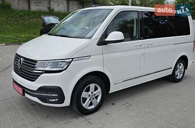 Минивэн Volkswagen Multivan 2020 в 