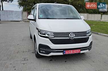 Минивэн Volkswagen Multivan 2020 в 