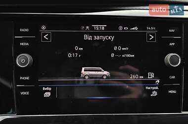 Минивэн Volkswagen Multivan 2020 в 
