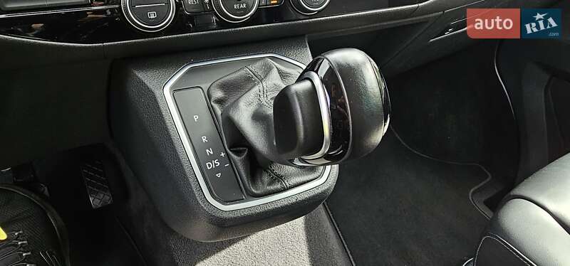 Минивэн Volkswagen Multivan 2020 в Тернополе