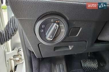 Минивэн Volkswagen Multivan 2020 в 