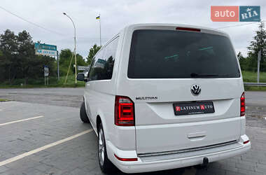 Минивэн Volkswagen Multivan 2019 в 
